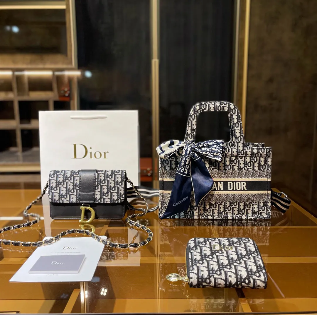 ♪直営店・公式Online♪Dior 30 MONTAIGNE NANO POUCH DHL配送3点セット お得